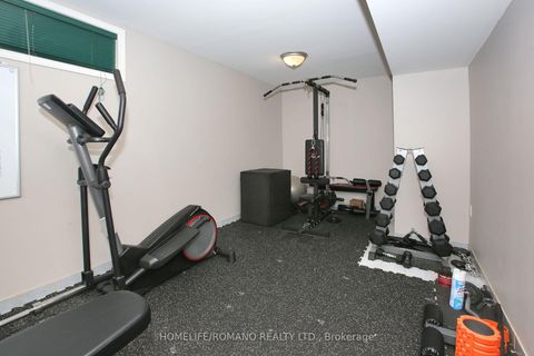 Photo 21 at 37 Ridgeway Court, Maple, Vaughan