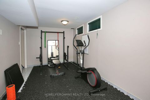 Photo 22 at 37 Ridgeway Court, Maple, Vaughan