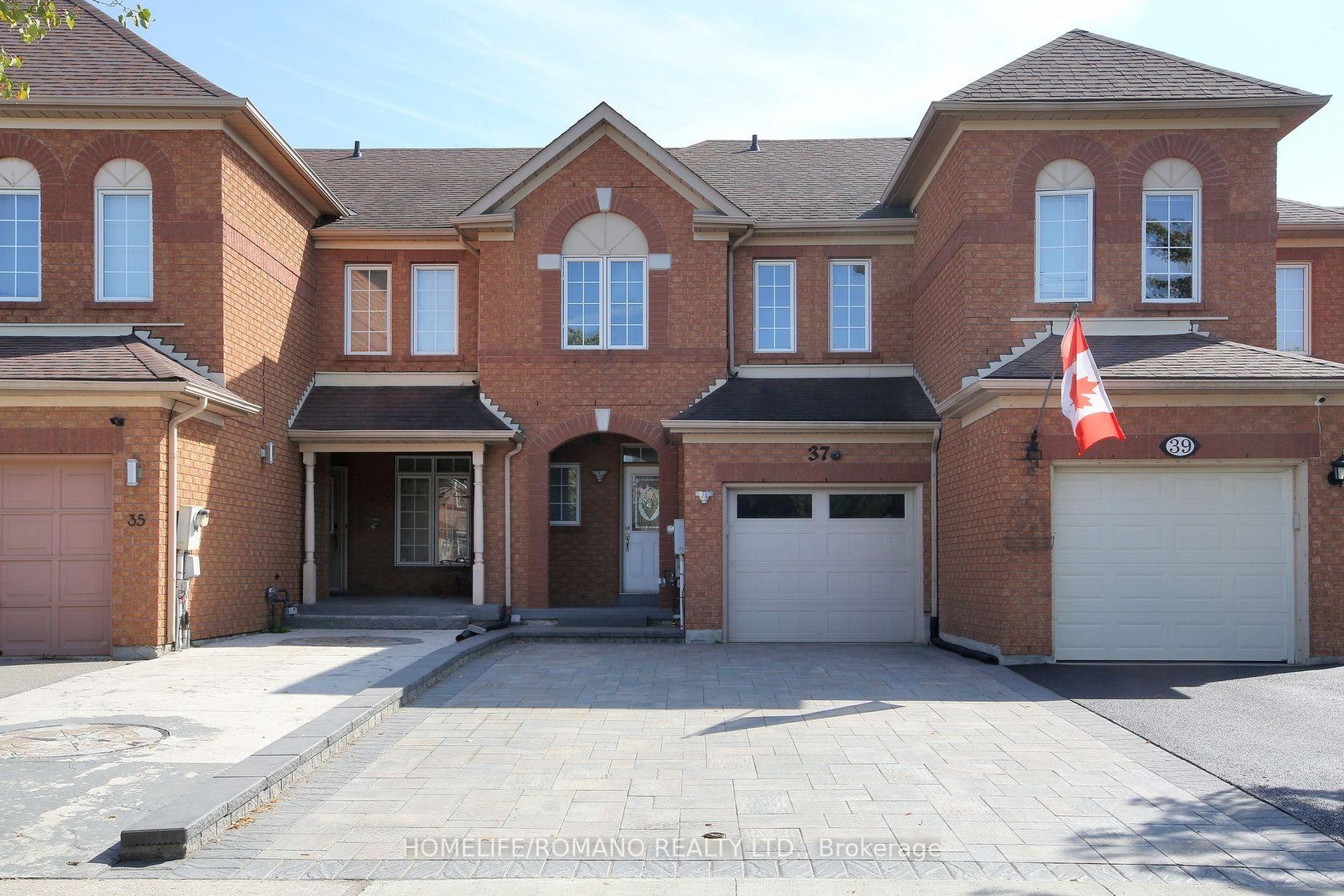 37 Ridgeway Court, Maple, Vaughan 