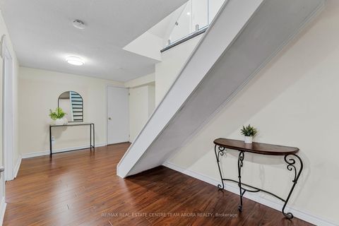 Photo 32 at 2816 Rosewood Lane, CV Clearview, Oakville