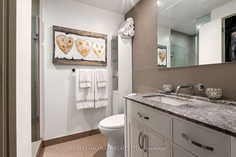 Photo 7 at 206 - 560 King Street W, Waterfront Communities C1, Toronto