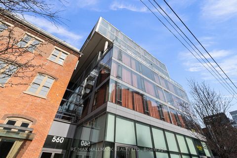 Photo 12 at 206 - 560 King Street W, Waterfront Communities C1, Toronto