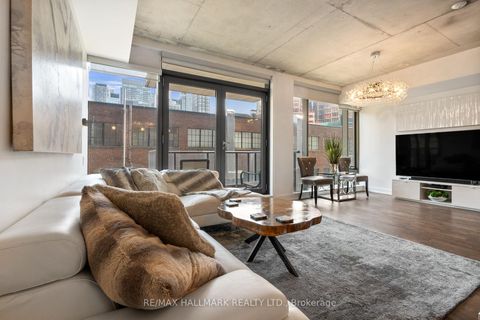 Photo 26 at 206 - 560 King Street W, Waterfront Communities C1, Toronto