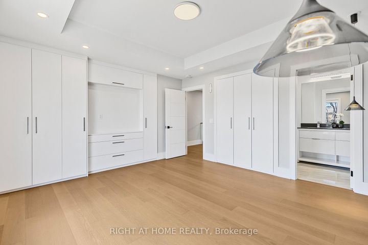 Photo 16 at 4283 Wilcox Road, Rathwood, Mississauga
