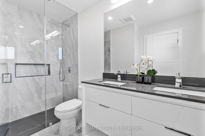 Photo 17 at 4283 Wilcox Road, Rathwood, Mississauga