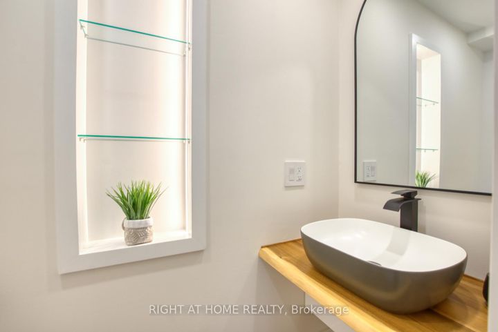 Photo 25 at 4283 Wilcox Road, Rathwood, Mississauga