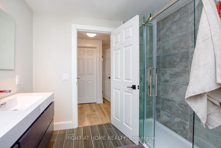 Photo 40 at 4283 Wilcox Road, Rathwood, Mississauga