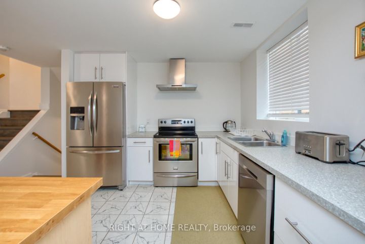 Photo 44 at 4283 Wilcox Road, Rathwood, Mississauga
