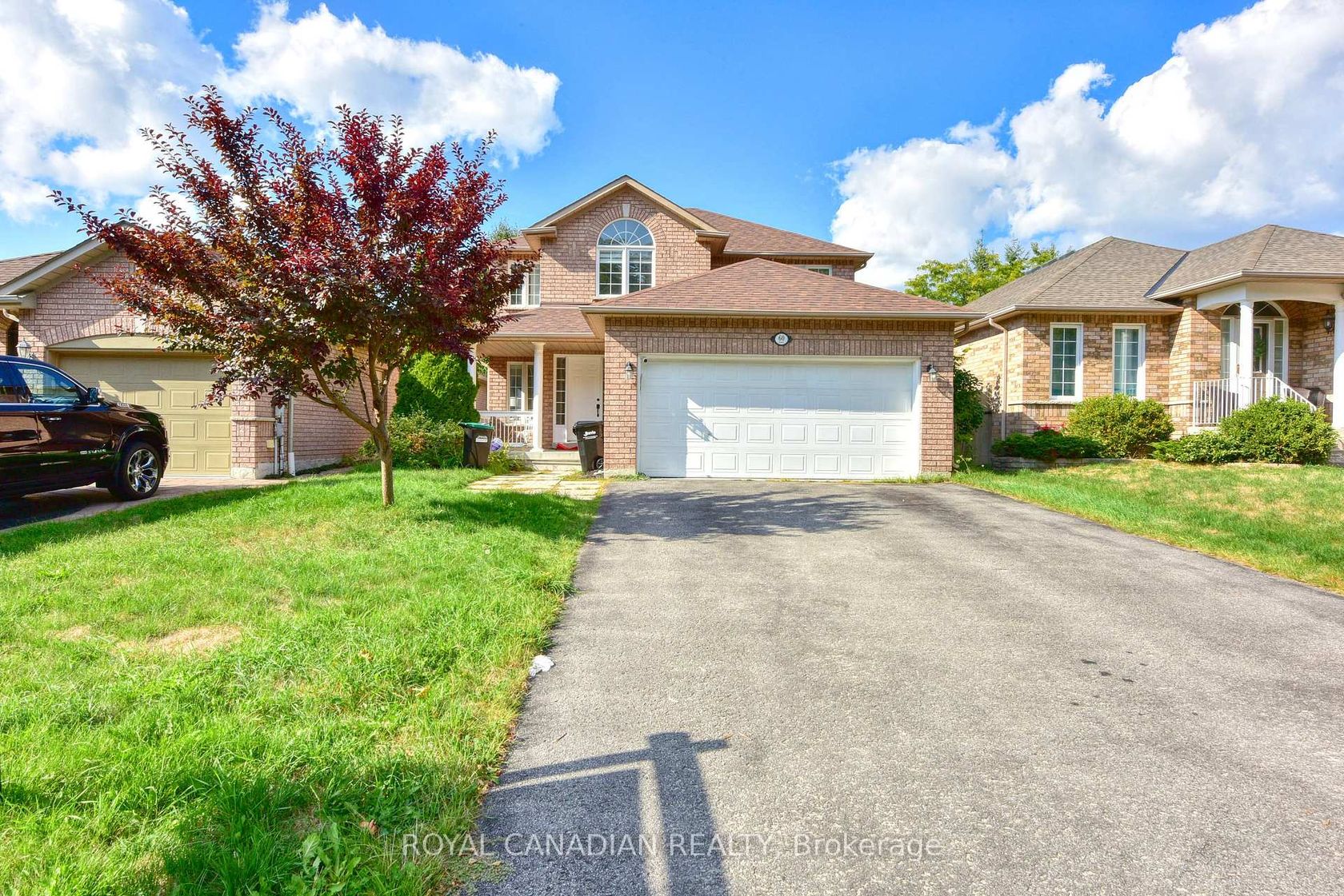 60 Crimson Ridge Road, Bayshore, Barrie photo 3 60 Crimson Ridge Road, Bayshore, Barrie photo 3