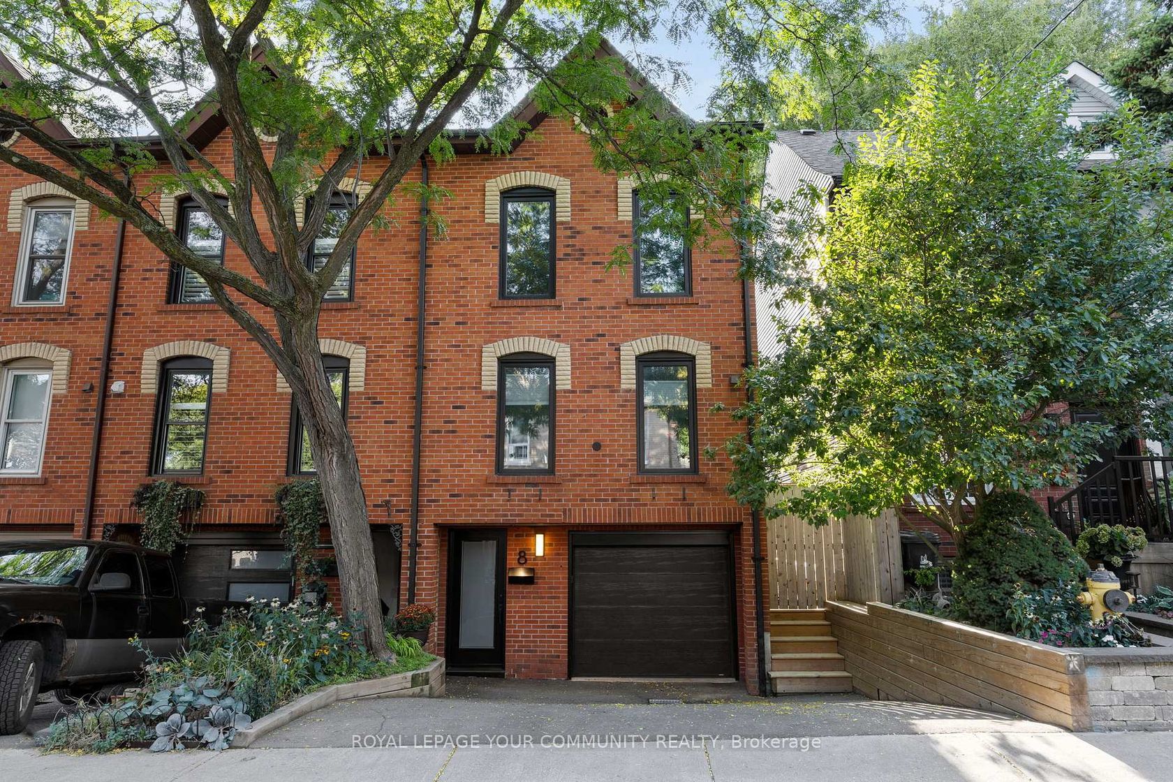 8 West Avenue, South Riverdale, Toronto 