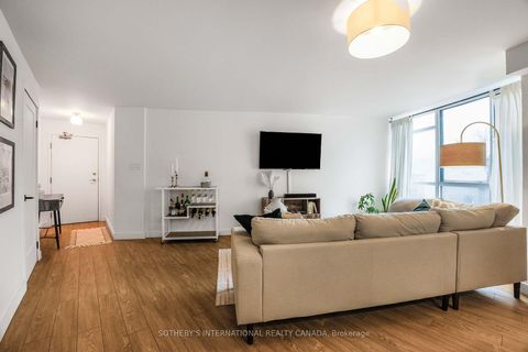 Photo 7 at 213 - 801 King Street W, Niagara, Toronto