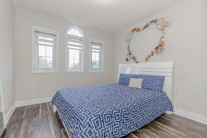 Photo 34 at 97 Bighorn Crescent, Wellington, Brampton