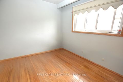 Photo 8 at 82 Gooderham Drive, Maryvale, Toronto