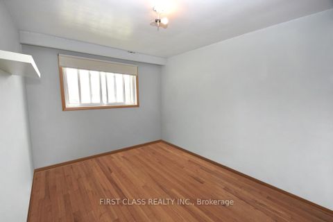 Photo 10 at 82 Gooderham Drive, Maryvale, Toronto
