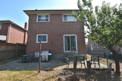 Photo 24 at 82 Gooderham Drive, Maryvale, Toronto