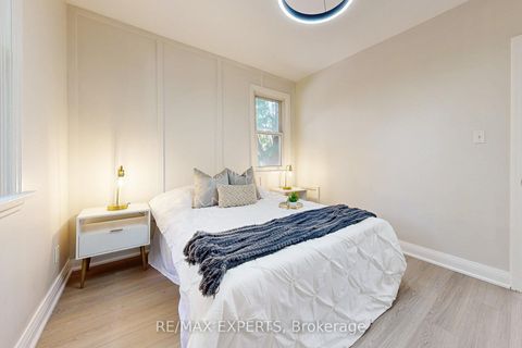 Photo 11 at 261 Helmer Avenue, Central Newmarket, Newmarket