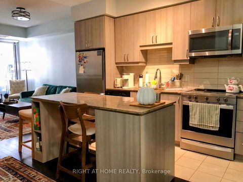 Photo 26 at SW 215 - 9191 Yonge Street, Langstaff, Richmond Hill