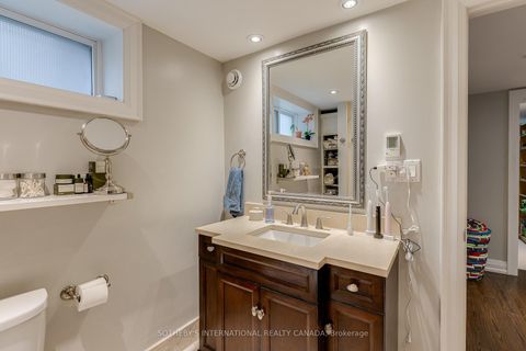 Photo 16 at 412 Wellesley Street E, South St. James Town, Toronto