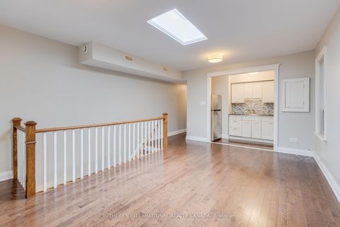 Photo 24 at 412 Wellesley Street E, South St. James Town, Toronto