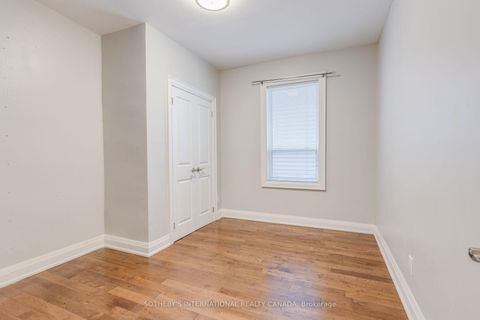 Photo 30 at 412 Wellesley Street E, South St. James Town, Toronto