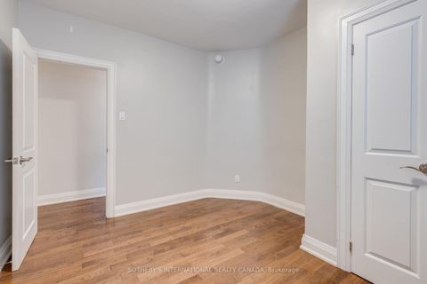 Photo 31 at 412 Wellesley Street E, South St. James Town, Toronto