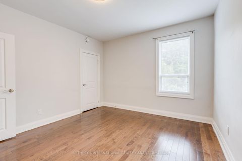 Photo 34 at 412 Wellesley Street E, South St. James Town, Toronto