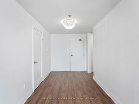 Photo 5 at 1501 - 1 Clark Avenue W, Yorkhill, Vaughan