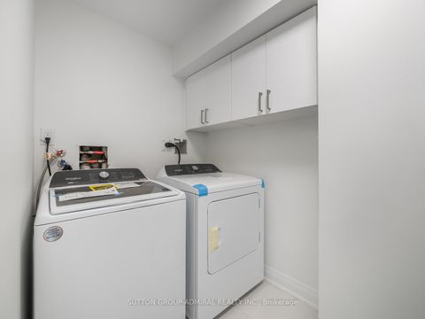 Photo 23 at 1501 - 1 Clark Avenue W, Yorkhill, Vaughan