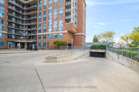 Photo 5 at 208 - 2772 Keele Street, CFB, Toronto