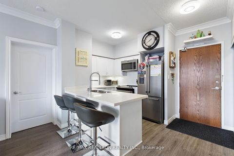 Photo 11 at 208 - 2772 Keele Street, CFB, Toronto