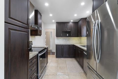 Photo 8 at 44 Caracas Road, Bayview Village, Toronto