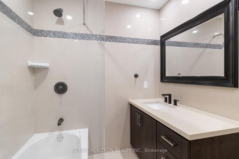 Photo 29 at 44 Caracas Road, Bayview Village, Toronto