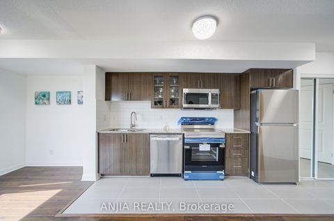 Photo 13 at 210 - 75 Norman Bethune Avenue, Beaver Creek Business Park, Richmond Hill