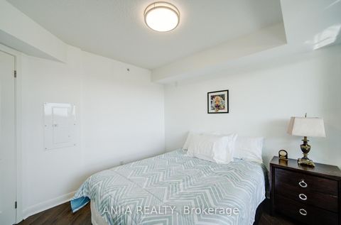 Photo 20 at 210 - 75 Norman Bethune Avenue, Beaver Creek Business Park, Richmond Hill