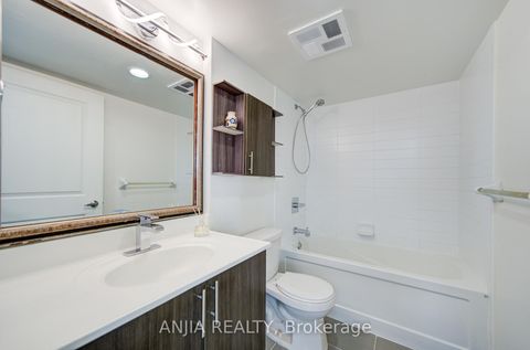 Photo 22 at 210 - 75 Norman Bethune Avenue, Beaver Creek Business Park, Richmond Hill