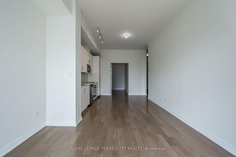 Photo 2 at 1032 - 460 Adelaide Street E, Moss Park, Toronto
