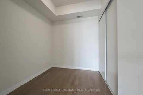 Photo 8 at 1032 - 460 Adelaide Street E, Moss Park, Toronto