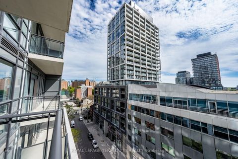Photo 11 at 1032 - 460 Adelaide Street E, Moss Park, Toronto