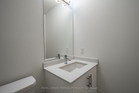 Photo 18 at 1032 - 460 Adelaide Street E, Moss Park, Toronto