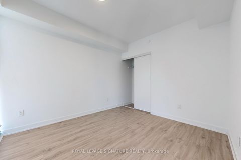 Photo 7 at 1905 - 252 Church Street, Yonge Corridor, Toronto Photo 7 at 1905 - 252 Church Street, Yonge Corridor, Toronto