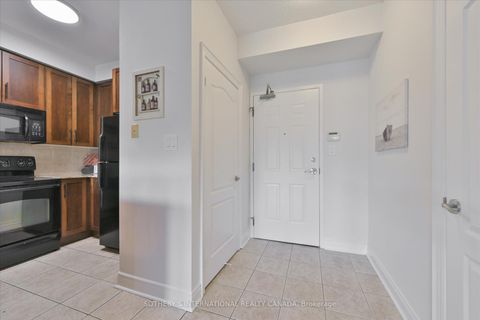 Photo 5 at 409 - 160 Woodbridge Avenue, West Woodbridge, Vaughan