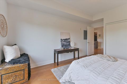 Photo 15 at 409 - 160 Woodbridge Avenue, West Woodbridge, Vaughan