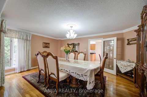 Photo 6 at 20 Lady Lynn Crescent, Doncrest, Richmond Hill