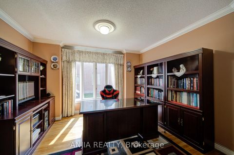 Photo 9 at 20 Lady Lynn Crescent, Doncrest, Richmond Hill