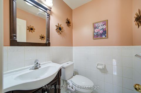 Photo 16 at 20 Lady Lynn Crescent, Doncrest, Richmond Hill