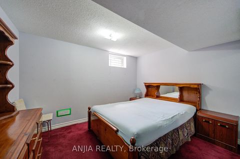 Photo 42 at 20 Lady Lynn Crescent, Doncrest, Richmond Hill