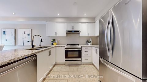 Photo 9 at 151 Amulet Crescent, Rouge Woods, Richmond Hill