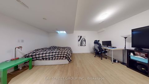 Photo 25 at 151 Amulet Crescent, Rouge Woods, Richmond Hill Photo 25 at 151 Amulet Crescent, Rouge Woods, Richmond Hill