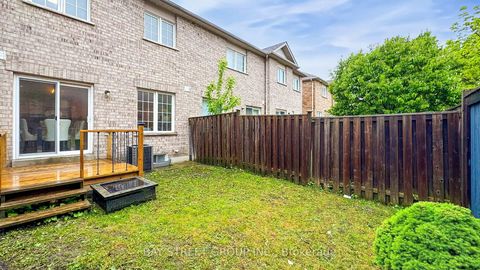 Photo 33 at 151 Amulet Crescent, Rouge Woods, Richmond Hill