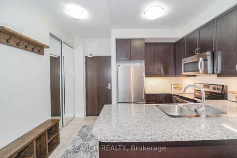 Photo 5 at 201 - 19 Grand Trunk Crescent, Waterfront Communities C1, Toronto